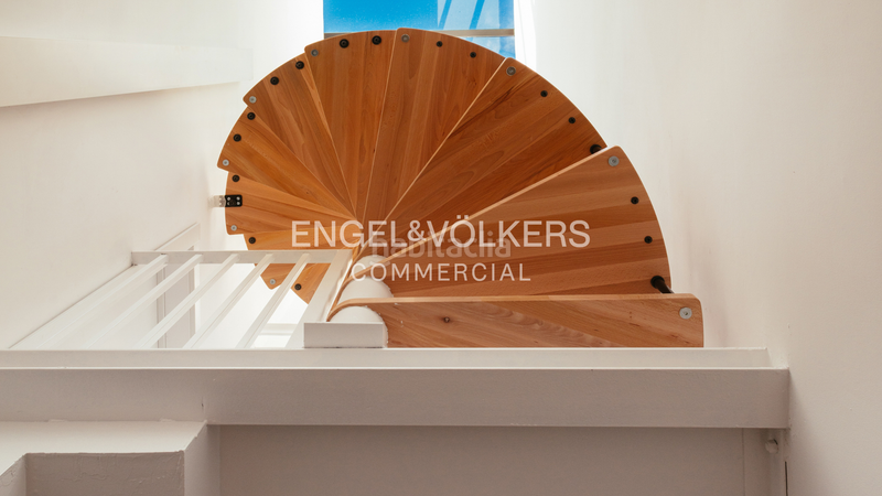 Foto 2d6aa5e7-5546-4d4c-bf36-fa2f1572007c. Miete büro in Sagrada Família Barcelona