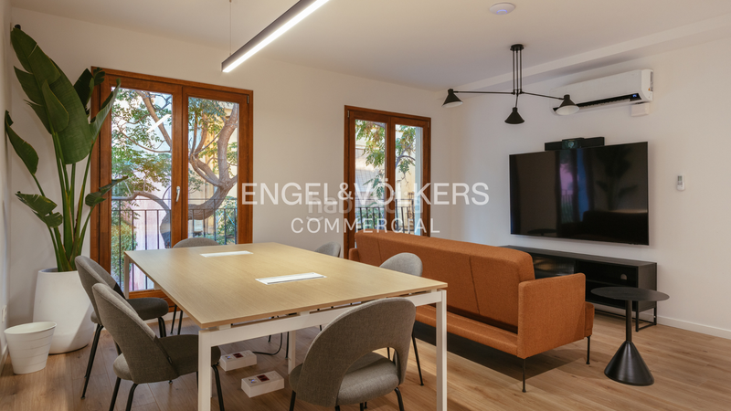 Foto 75abc8e2-2f3b-468e-be80-e74cd5d1b651. Miete büro in Sagrada Família Barcelona