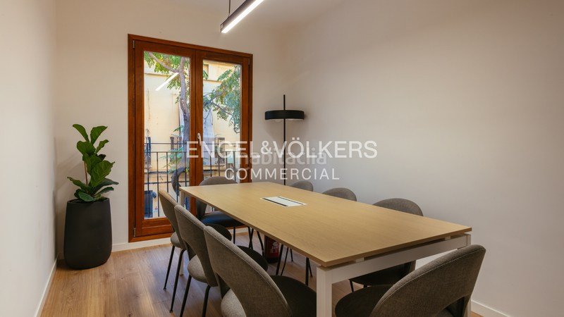 Foto b76b3fb4-5f25-4afc-953d-884ead9a6707. Miete büro in Sagrada Família Barcelona