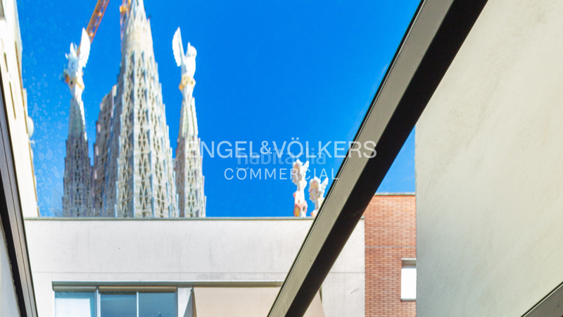 Foto c4c8268a-6aa5-424d-b08f-ee235f22438f. Miete büro in Sagrada Família Barcelona