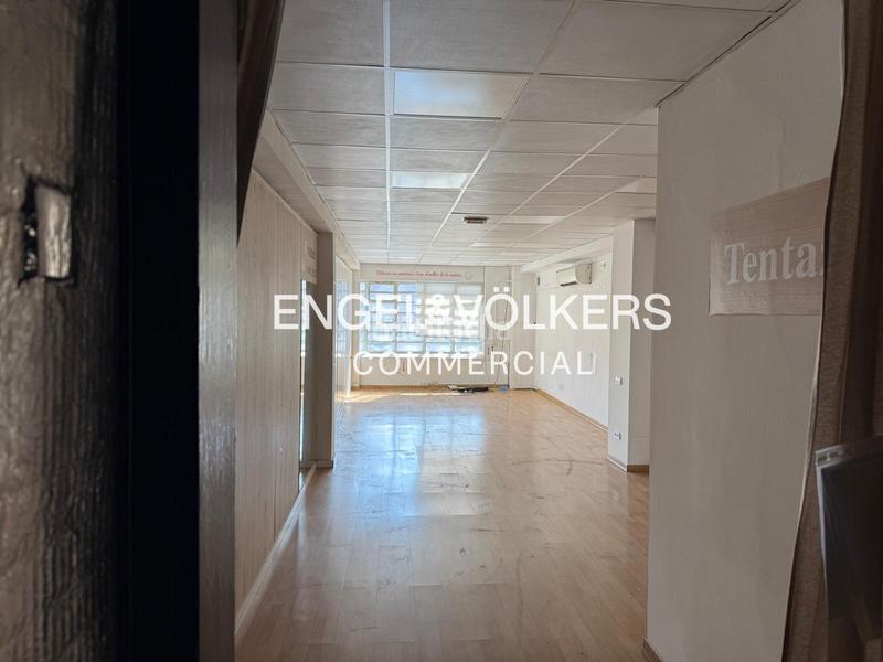 Foto 14bfdd01-ee7e-4531-88ad-774c77477af9. Rent industrial building in Centre Sabadell