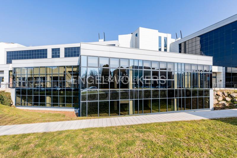 Foto 360df3e9-a0ec-414f-83ef-1eede8d10dab. Alquiler oficina  en mas blau en Zona Industrial Prat de Llobregat (El)