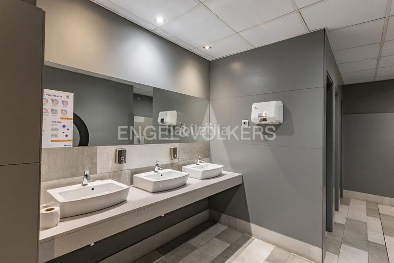 Foto 93cd0eba-5997-43e4-825f-70eeb65c82bd. Alquiler oficina  en mas blau en Zona Industrial Prat de Llobregat (El)