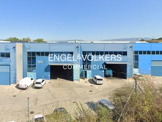 Lloguer Nau industrial a Parets del Vallès. Conjunto de 2 naves industriales adosadas, tipo a, en parets del