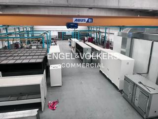 Lloguer Nau industrial a Centre. Nave tipo b en alquiler en el polígono can fatjó de rubí