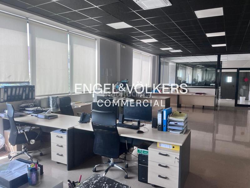 Foto 6ffbf1fc-06f9-4e62-a419-ec599695b07c. Location bâtiment à usage industriel dans Centre Rubí