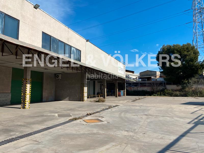 Foto 71f30f18-ddaa-46a0-adfe-e803f6fb9231. Location bâtiment à usage industriel dans Centre Rubí