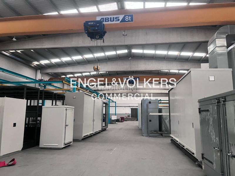 Foto d51e4b43-487a-4f4c-9151-5d2a47de8617. Affitto capannone industriale in Centre Rubí