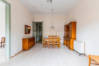 Edifici a Centre Vila. Exclusivo edificio con encanto y espacio comercial