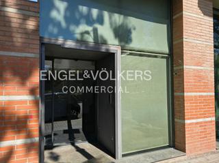 Rent Business premise in El Clot. Alquiler de local en calle aragón