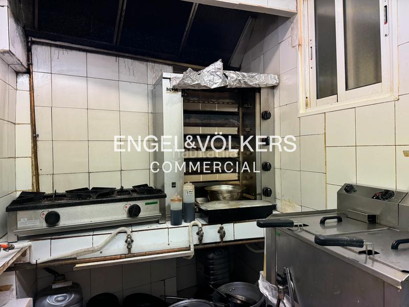 Foto 60b80429-aa50-490d-8819-c1c036491e96. Alquiler local comercial traspaso de licencia c3 en barrio gótico en Barcelona