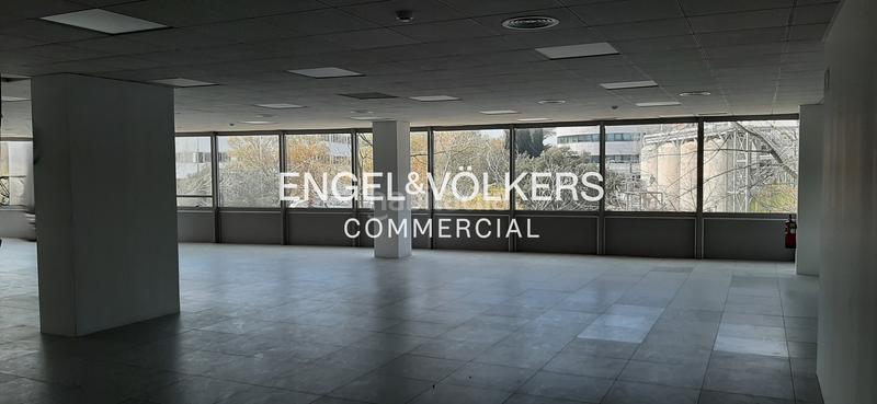 Foto 8b2cb758-75af-496f-9100-64ab09259fac. Miete büro in Eixample Sant Cugat del Vallès