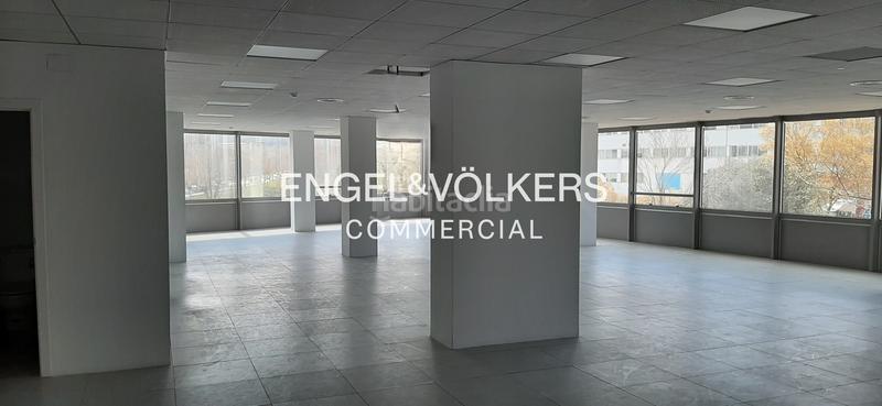 Foto 1fd7f91c-1ac7-4b30-9b4f-2935e608a81d. Location bureau dans Eixample Sant Cugat del Vallès