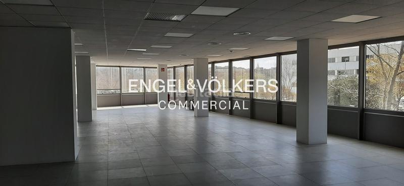 Foto 747fa7a6-0926-412e-88b5-e58ce0f43a71. Rent office space in Eixample Sant Cugat del Vallès