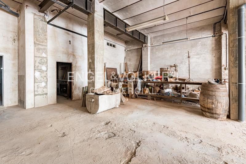 Foto 595de061-66b5-4157-a69c-d1e75b1f6ffa. Lloguer local comercial a Dreta de l´Eixample Barcelona