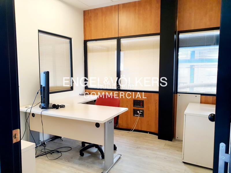 Foto 7cb8f196-8608-4808-b1bf-0f2c55181cfe. Affitto capannone industriale in Les Planes Sant Joan Despí