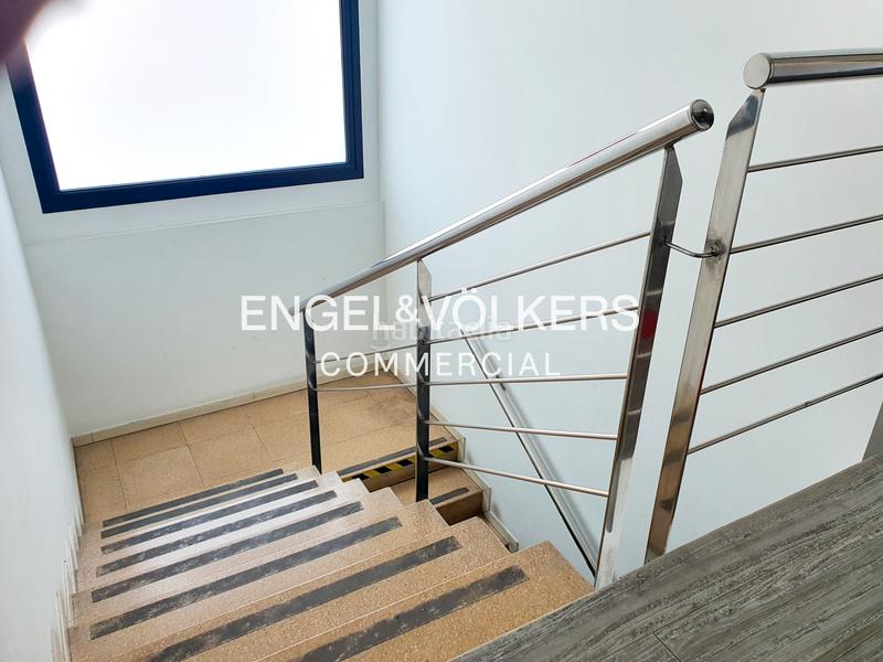 Foto bcbaacd5-55ae-4c29-8215-958dc557e051. Alquiler nave industrial nave aislada tipo c en Les Planes Sant Joan Despí