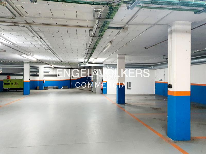 Foto 3b53c139-ad62-4b6c-98fa-11cff591b021. Location bâtiment à usage industriel dans Les Planes Sant Joan Despí