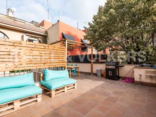 Business premise in Putget - Farró. Precioso local en venta en rentabilidad