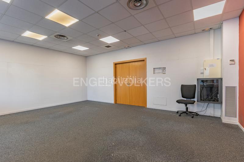 Foto 02eb5630-2661-415a-ac84-fc140630fd8c. Location bureau dans Eixample Sant Cugat del Vallès