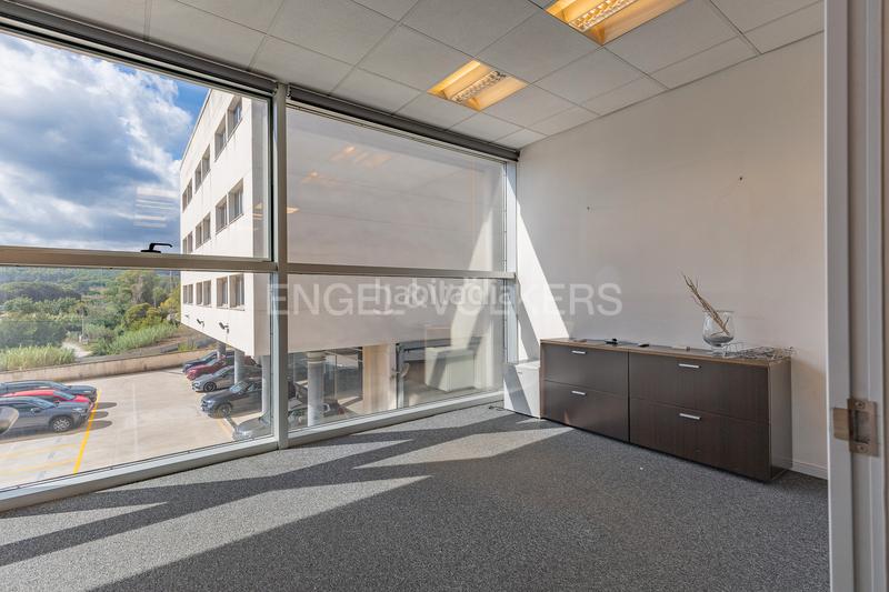 Foto 0ce853f6-e49d-4929-961c-6985a2c28de8. Location bureau dans Eixample Sant Cugat del Vallès