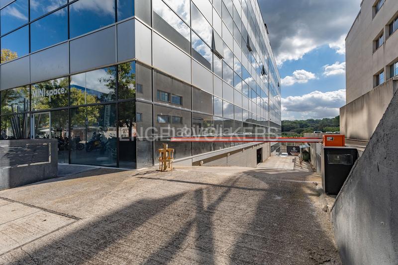 Foto aedc9117-622f-46c1-92b8-8c35e4455ed5. Location bureau dans Eixample Sant Cugat del Vallès