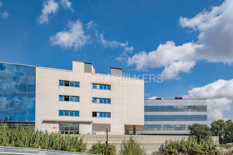 Foto 1d9b010e-75d3-4a2d-a00e-0c506de7c355. Rent office space in Eixample Sant Cugat del Vallès