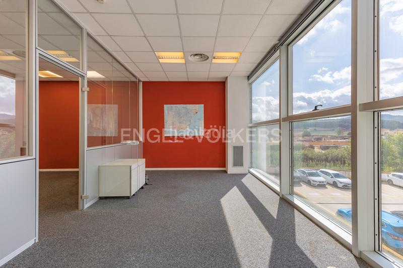 Foto 91ecea0b-ae71-462e-a3fb-fb6ed987e0c6. Rent office space in Eixample Sant Cugat del Vallès