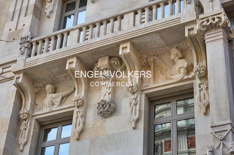 Foto ebc328cc-8b65-4184-a53c-c0845891b587. Location bureau avec parking dans Dreta de l´Eixample Barcelona