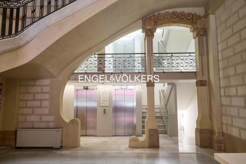 Foto b5f8b51a-bdc9-4216-9649-ff5dfed5fea1. Rent office space with parking in Dreta de l´Eixample Barcelona