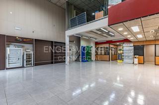 Location Bâtiment à usage industriel à Font dels Capellans - Sagrada Familia. Nave industrial y comercial en alquiler en manresa de 900 m2
