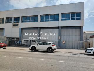 Rent Industrial building in Centre-Can Nadal. Nave industrial en poligon del pla