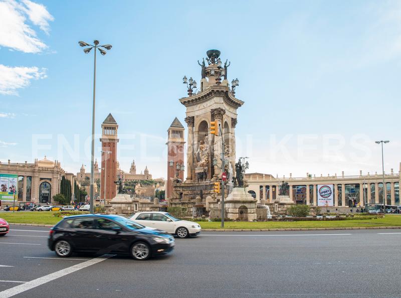 Foto 3bee2bdd-89af-433e-aca0-ceb8fa4d91b9. Rent business premise in La Nova Esquerra de l´Eixample Barcelona