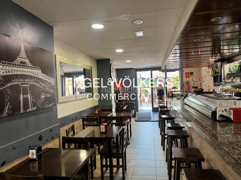 Foto 4a3d74f9-48ea-45a3-bb9c-bace0633f5a8. Rent business premise in La Nova Esquerra de l´Eixample Barcelona