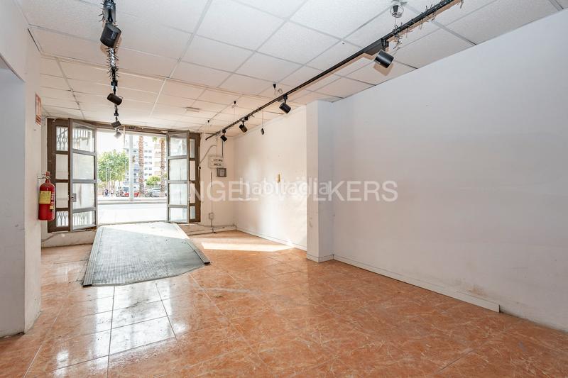 Foto 9802da8b-8edd-40e5-93b7-c76c8c86f0b2. Geschäftsraum in Sant Joan-TV3 Sant Joan Despí