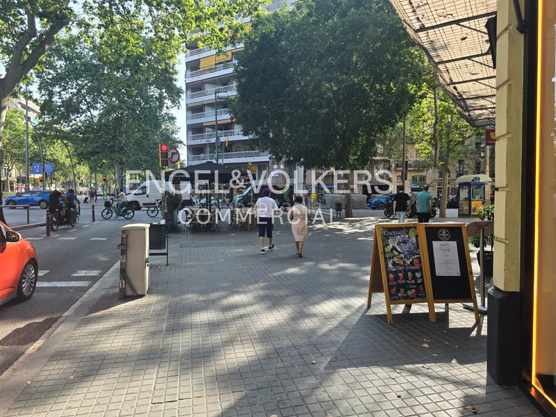 Foto 8b7572a7-dda6-43ce-84d8-eeef36846b00. Lloguer local comercial a La Nova Esquerra de l´Eixample Barcelona