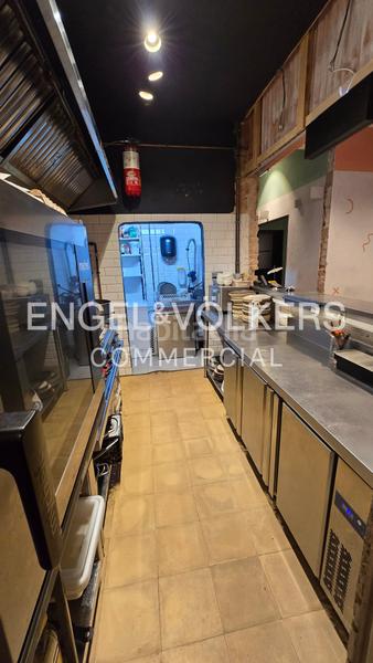 Foto 1b81c6e5-b78e-4b8d-aabd-80e336d2c1d1. Rent business premise in Horta Barcelona