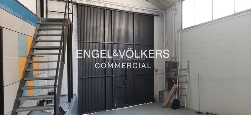 Foto 12bd4d7b-7dcf-4485-8dd6-42cf28a8fb04. Nau industrial a Centre Ripollet