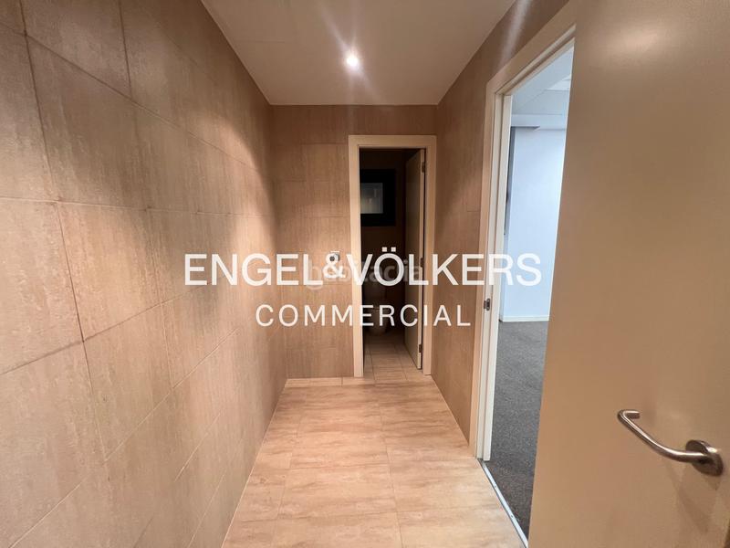Foto 17055565-342d-42b4-8125-a2ce2d89eb13. Miete büro in El Gall Esplugues de Llobregat