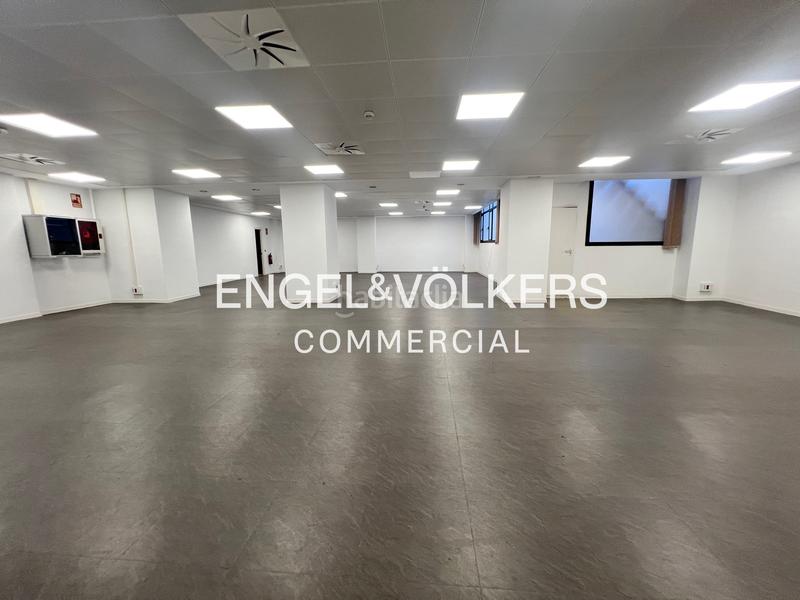 Foto c5cbcad6-b6bd-4578-8aa7-18381ebff43d. Miete büro in El Gall Esplugues de Llobregat