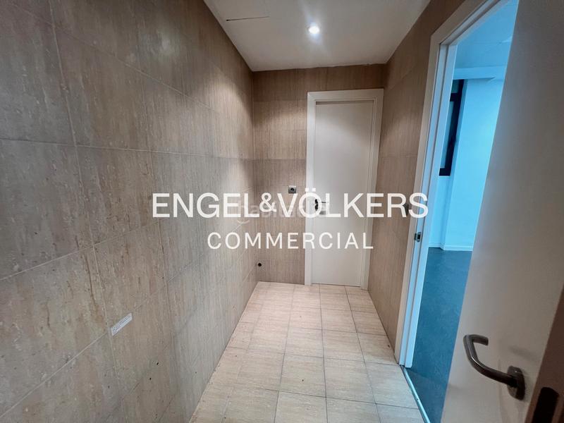 Foto e547d63b-2708-444f-b0dc-489bd4461cc6. Miete büro in El Gall Esplugues de Llobregat