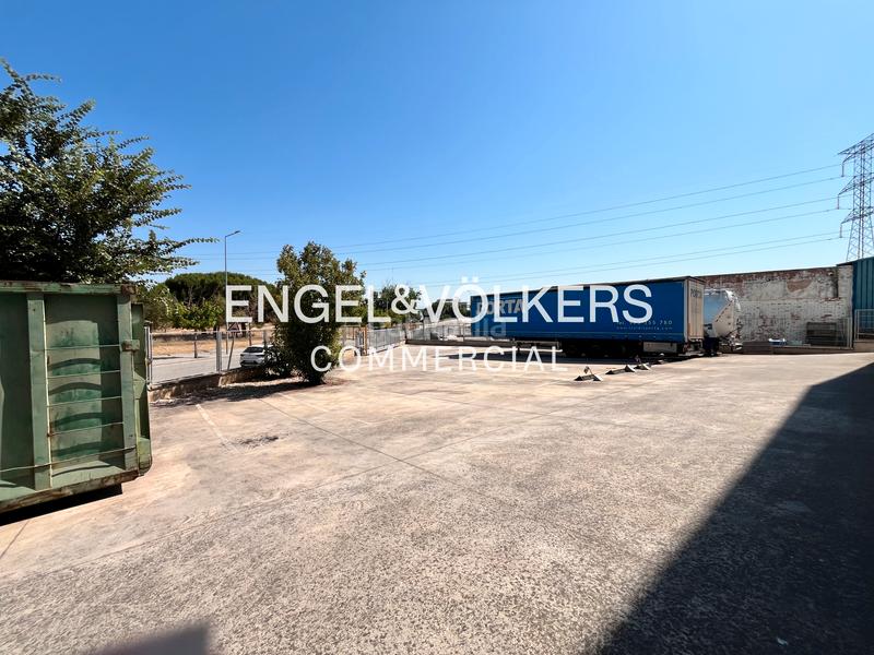 Foto 4dc7a022-06c2-4dfc-b073-6f9d02d2a7c5. Affitto capannone industriale in Santa Perpètua de Mogoda