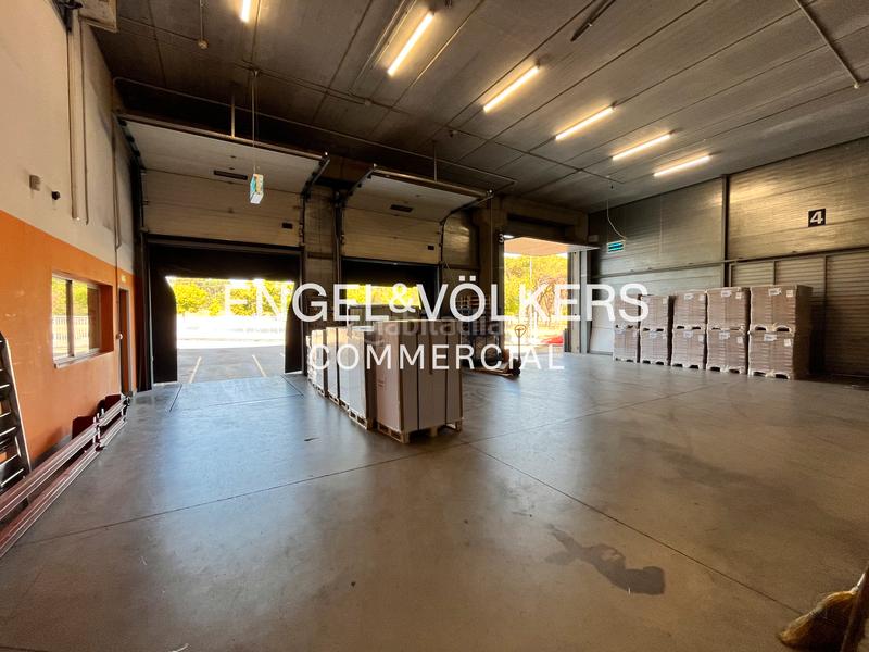 Foto 6ebe26c7-1b0b-410e-99c1-cbbf592141a5. Affitto capannone industriale in Santa Perpètua de Mogoda