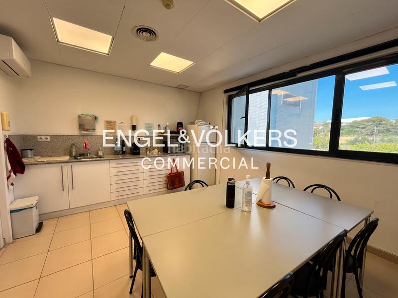 Foto a394c0e0-a86f-4733-9016-93b318891781. Affitto capannone industriale in Santa Perpètua de Mogoda