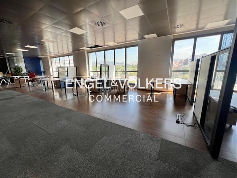 Foto c0d104a2-4ec0-405b-9e7f-2f59ff426cfb. Miete büro in Sant Joan-TV3 Sant Joan Despí