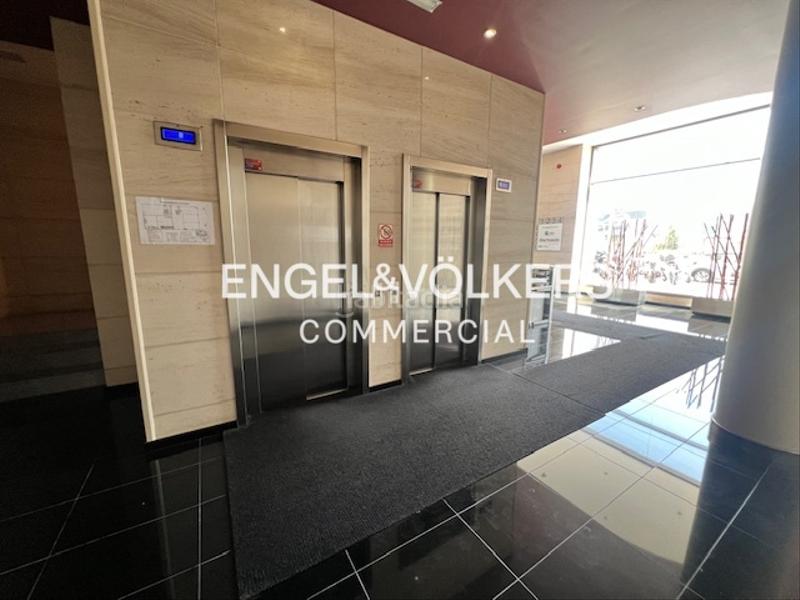 Foto 8e9e16ca-2b14-4f22-aa21-70a93395f654. Miete büro in Sant Joan-TV3 Sant Joan Despí