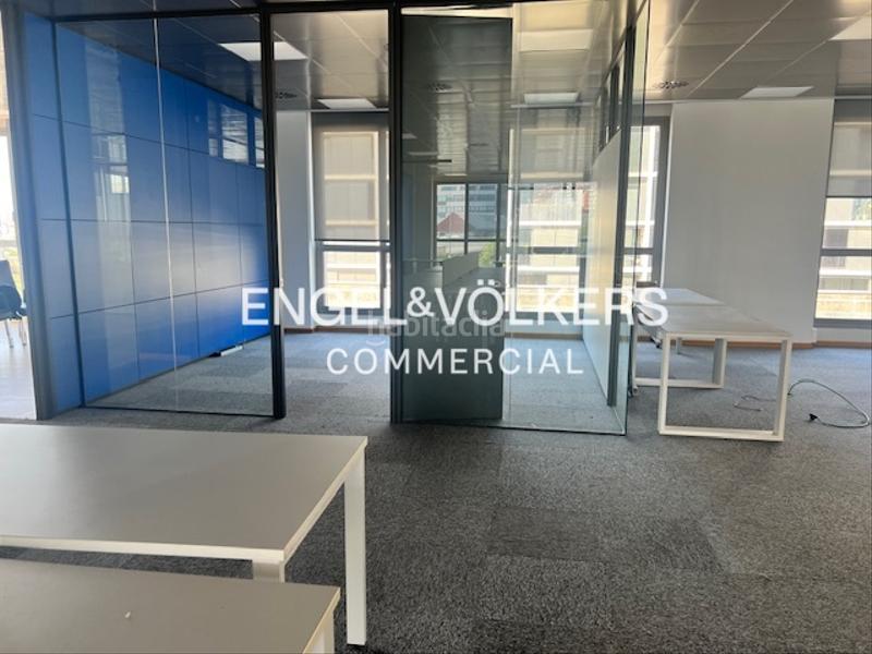 Foto fd614363-743b-4a42-8563-c997ac4274de. Rent office space in Sant Joan-TV3 Sant Joan Despí