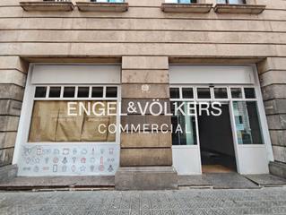 Lloguer Local Comercial a Gòtic. Gran local en alquiler en la renovada via laietana