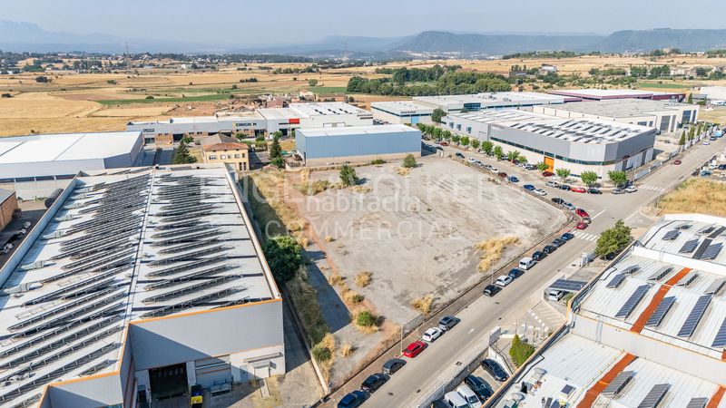 Foto 4d85ea94-8162-4aa1-9d08-83000021a27e. Affitto area edificabile industriale in Santpedor