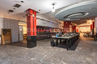 Lloguer Local Comercial a Centre - Passeig i Rodalies. Gran local en manresa de 850 m2 ideal restauración aforo 285 per